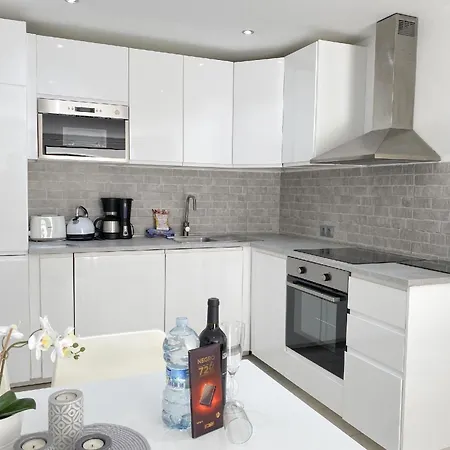 Fuer 4 Personen Ca 90 Qm In Nerja, Andalusien Costa Del Sol Lejlighed Nerja